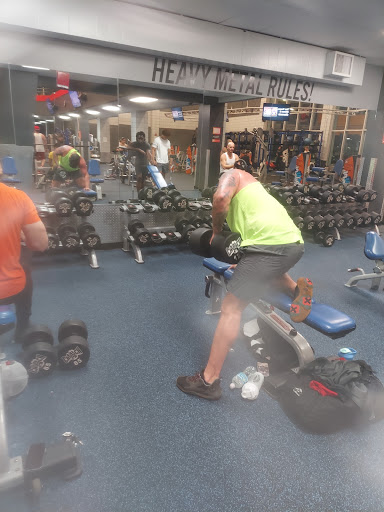 Health Club «Crunch - Hillsborough», reviews and photos, 4340 W Hillsborough Ave, Tampa, FL 33614, USA