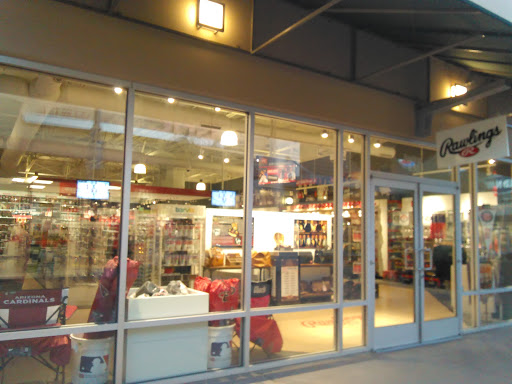Rawlings Factory Store: Phoenix, 4976 Premium Outlets Way #830, Chandler, AZ 85226, USA, 