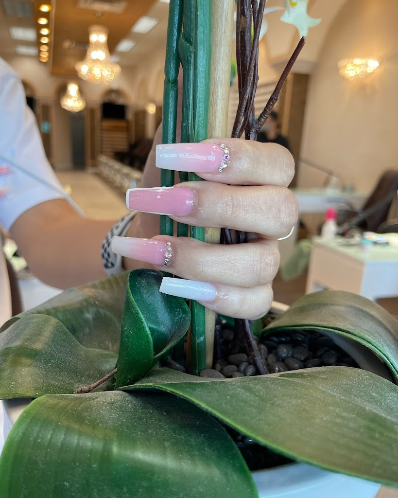 Fashion Nails 44024