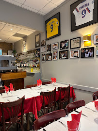 Atmosphère du Restaurant italien Pizzeria Napoli Chez Nicolo & Franco Morreale à Lyon - n°19