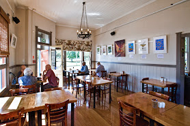 The Yellow House Cafe