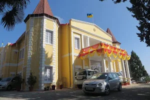 WelcomHeritage Kasmanda Palace image