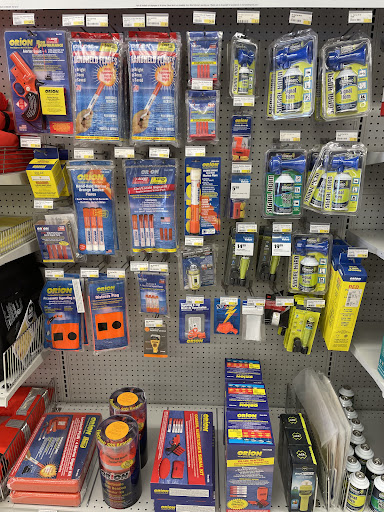 Marine Supply Store «West Marine», reviews and photos, 4141 S 76th St, Greenfield, WI 53220, USA