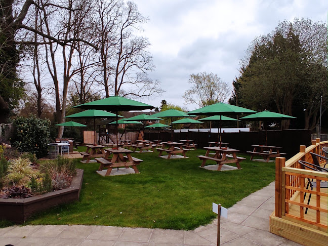 The Royal Oak Knaphill - Pub