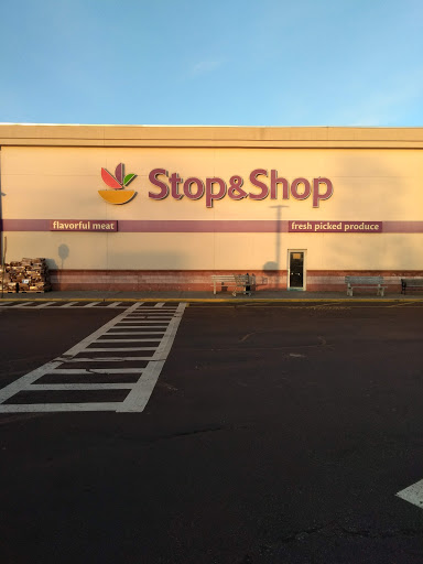 Shopping Mall «The Bay Terrace», reviews and photos, 23-98 Bell Blvd, Bayside, NY 11360, USA