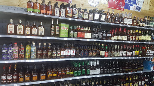 Deli «Main Street Market & Deli», reviews and photos, 65 N Main St, Lobelville, TN 37097, USA