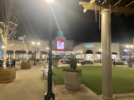 Movie Theater «Regal Cinemas North Hills», reviews and photos, 4150 Main at North Hills St, Raleigh, NC 27609, USA