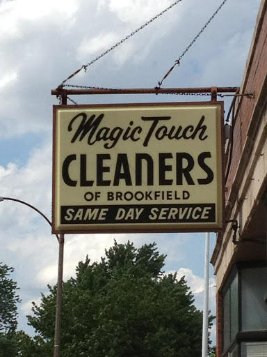 Dry Cleaner «Magic Touch Cleaners», reviews and photos, 3737 Prairie Ave, Brookfield, IL 60513, USA