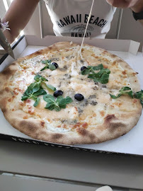 Plats et boissons du Pizzas à emporter PōCO Pizzashop à Vaux-sur-Mer - n°15