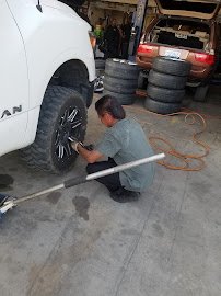 El Valle Tire Automotive