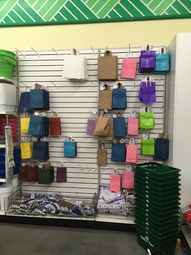 Dollar Store «Dollar Tree», reviews and photos, 3201 Rolling Oaks Blvd, Kissimmee, FL 34747, USA