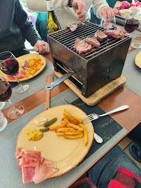 Raclette du Restaurant français Restaurant Les Habères à Habère-Poche - n°2