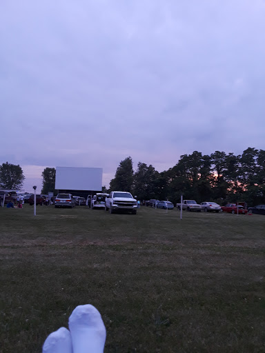Drive-in Movie Theater «Cinema 67 Drive-in», reviews and photos, 2037 IN-67, Spencer, IN 47460, USA