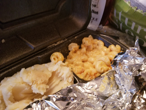 Liquor Store «Victory Liquor & Food Store», reviews and photos, 16200 W Warren Ave, Detroit, MI 48228, USA