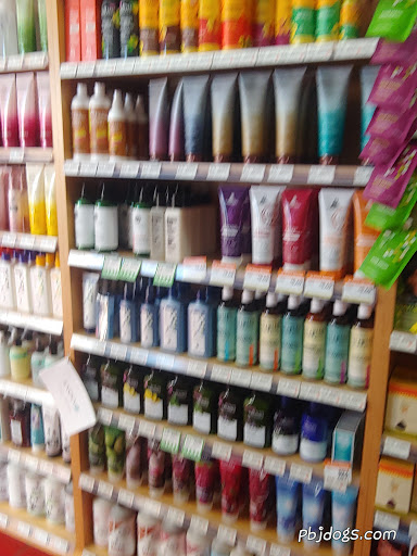 Natural Foods Store «Natural Grocers», reviews and photos, 4510 Trail Boss Dr, Castle Rock, CO 80104, USA