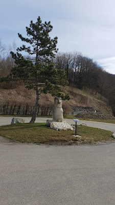Aire du Moaï à Andilly