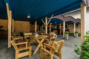 Restaurace Pizza Grill FARMA SVĚTA image