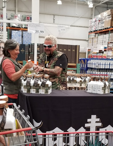 Warehouse store «Costco Wholesale», reviews and photos, 5901 Redwood Dr, Rohnert Park, CA 94928, USA