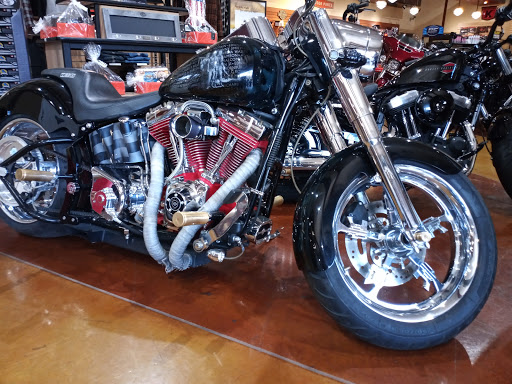 Harley-Davidson Dealer «Surdyke Harley-Davidson», reviews and photos, 2435 US-67, Festus, MO 63028, USA