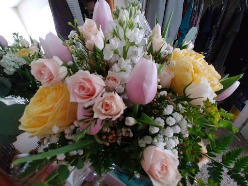 Florist «In Bloom Florist- Orlando, Florida», reviews and photos, 325 W Gore St, Orlando, FL 32806, USA