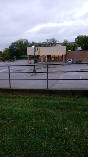 Supermarket «ALDI», reviews and photos, 6415 Troost Ave, Kansas City, MO 64131, USA