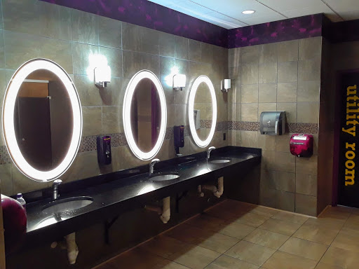 Gym «Planet Fitness», reviews and photos, 4925 Macdonald Ave, Richmond, CA 94805, USA