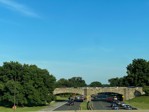 Self-Storage Facility «Public Storage», reviews and photos, 398 Long Bridge Drive, Arlington, VA 22202, USA