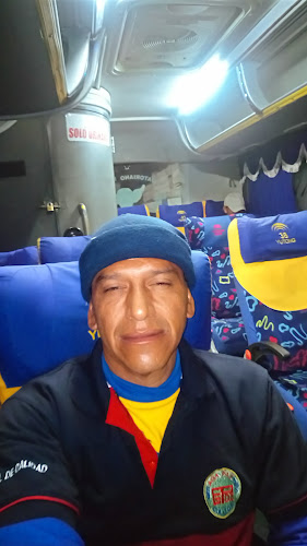 Ecuatoriano Pullman - Servicio de transporte