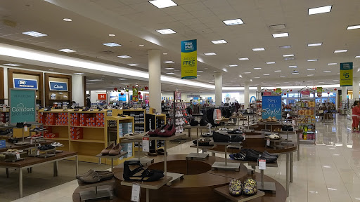 Department Store «Bealls Store», reviews and photos, 2671 W Osceola Pkwy, Kissimmee, FL 34741, USA