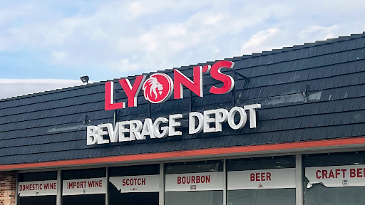 Liquor Store «Cardinal Wine & Spirits Of Arlington Heights», reviews and photos, 135 S Arlington Heights Rd, Arlington Heights, IL 60005, USA