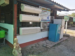 ช่างร้านแอร์เย็น เจี๊ยบ เซอร์วิส