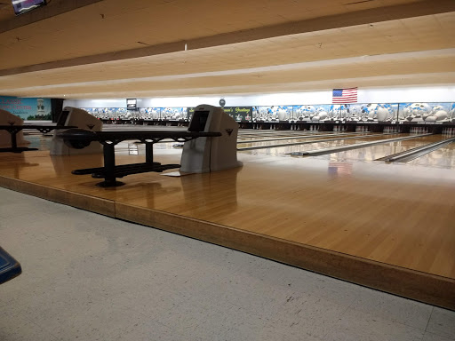 Bowling Alley «Classic Bowling Center», reviews and photos, 75 Huffaker Rd NW, Rome, GA 30165, USA