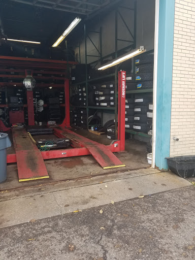 Tire Shop «Mavis Discount Tire», reviews and photos, 1855 US-6, Carmel, NY 10512, USA