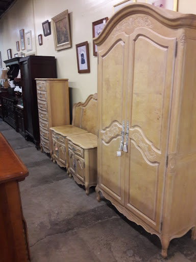 Used Furniture Store «Used Furniture Gallery», reviews and photos, 1531 Saw Mill Run Blvd, Pittsburgh, PA 15210, USA