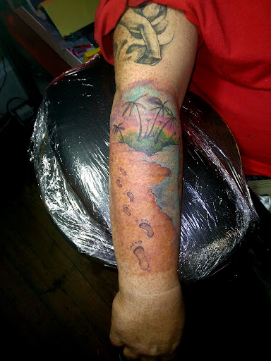Explore broken heart tattoo ideas, creative tattoo ideas in Roanoke, available at RailYard INK