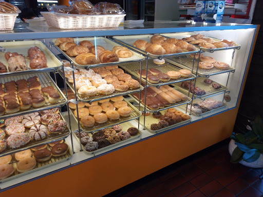 Donut Shop «Universal Donuts», reviews and photos, 3261 Santa Anita Ave, El Monte, CA 91733, USA