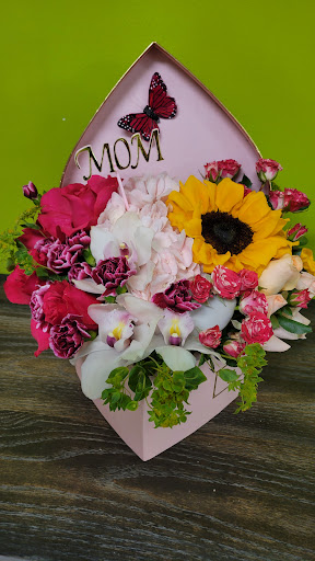 Florist «Pompton Lakes Florist», reviews and photos, 288 Wanaque Ave, Pompton Lakes, NJ 07442, USA