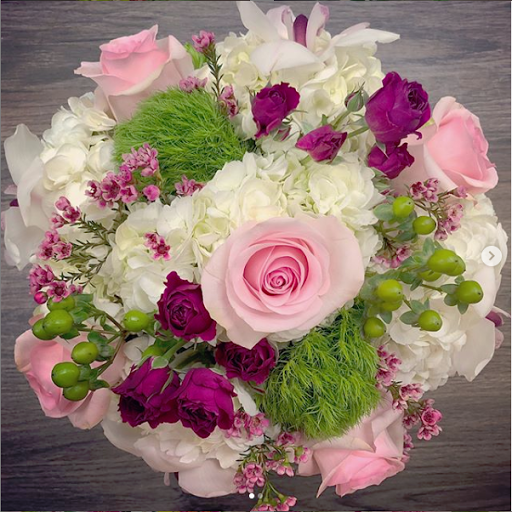 Florist «Finishing Touch Florist & Gifts», reviews and photos, 1645 140th Ave NE B4, Bellevue, WA 98005, USA