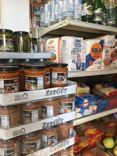 Grocery Store «Odessa Grocery», reviews and photos, 7781 California Route 2, West Hollywood, CA 90046, USA