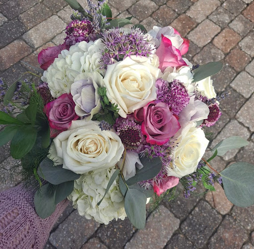 Florist «Finer Flowers», reviews and photos, 645 E Landis Ave, Vineland, NJ 08360, USA