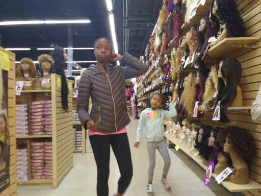 Beauty Supply Store «KELLY BEAUTY», reviews and photos, 27750 Van Dyke, Warren, MI 48093, USA