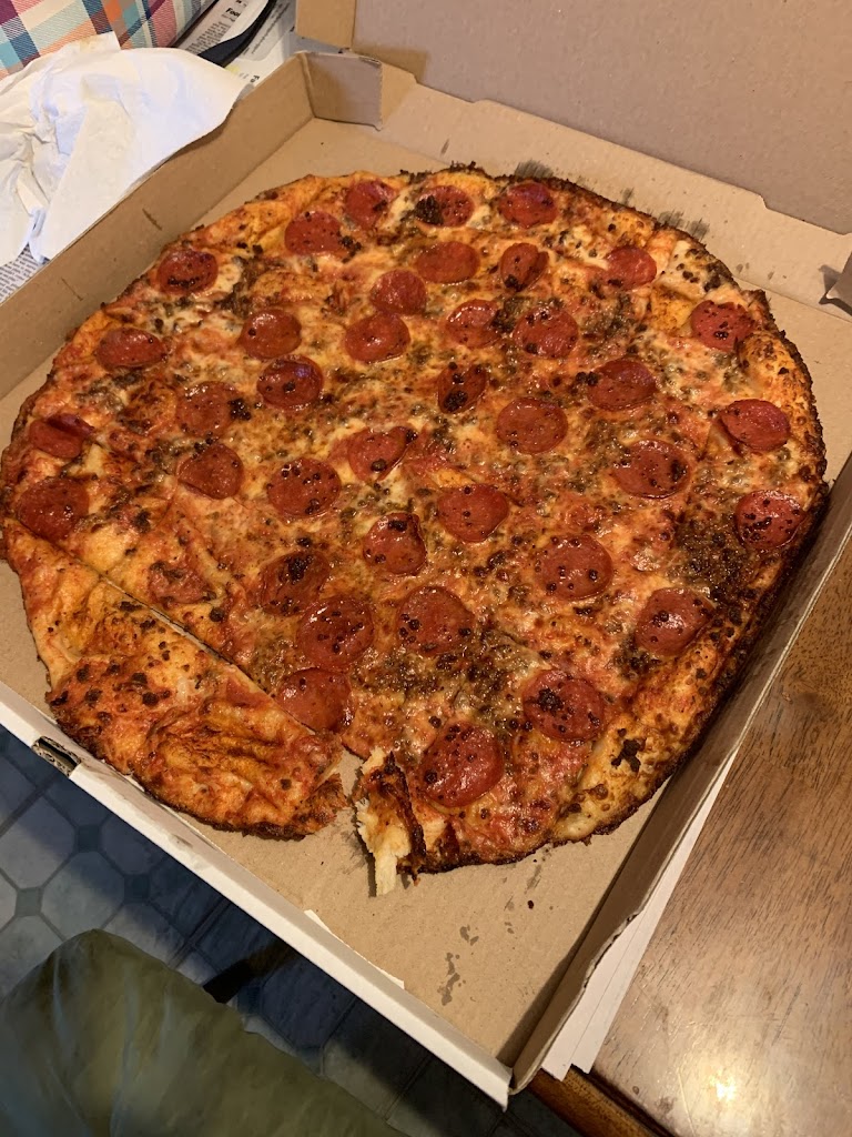 Monty's Original Pizza 25701