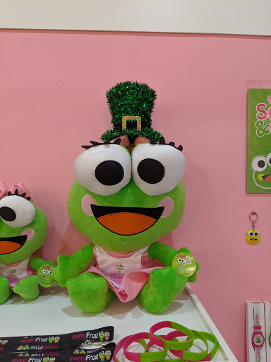 Frozen Yogurt Shop «sweetFrog», reviews and photos, 34 Shunpike Rd #28, Cromwell, CT 06416, USA