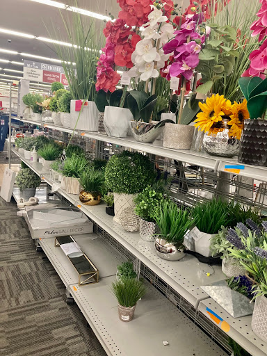 Clothing Store «Burlington Coat Factory», reviews and photos, 311 Rohnert Park Expy, Rohnert Park, CA 94928, USA