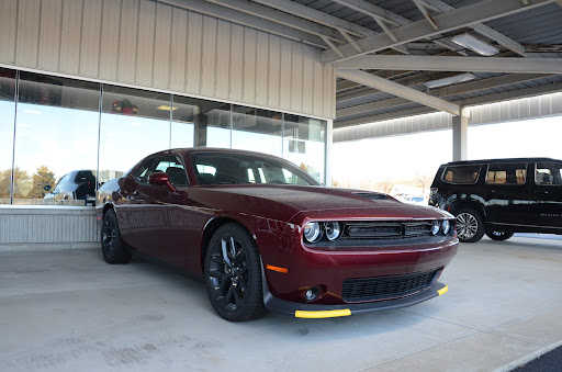 Car Dealer «Lucas-Smith Chrysler Center», reviews and photos, 1600 Parkway W, Festus, MO 63028, USA