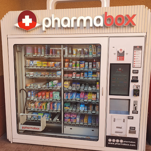 Shopping Mall «Las Vegas North Premium Outlets», reviews and photos, 875 S Grand Central Pkwy, Las Vegas, NV 89106, USA