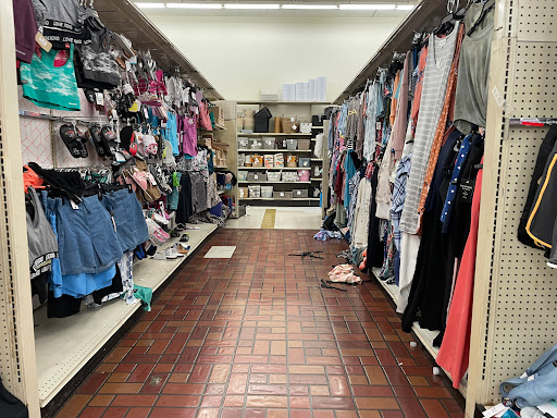 Discount Store «Big Lots», reviews and photos, 26800 Dequindre Rd, Warren, MI 48091, USA