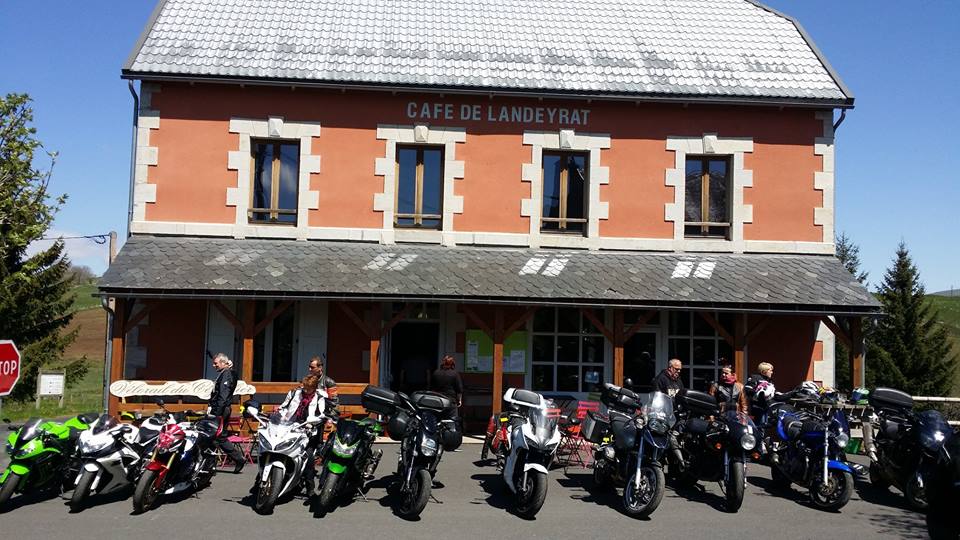 Café de Landeyrat à Landeyrat (Cantal 15)