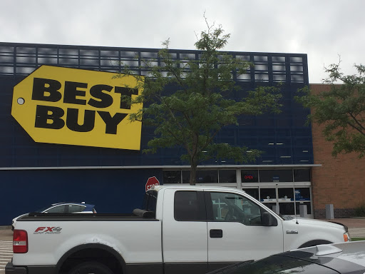 Electronics Store «Best Buy», reviews and photos, 8301 3rd St N, Oakdale, MN 55128, USA