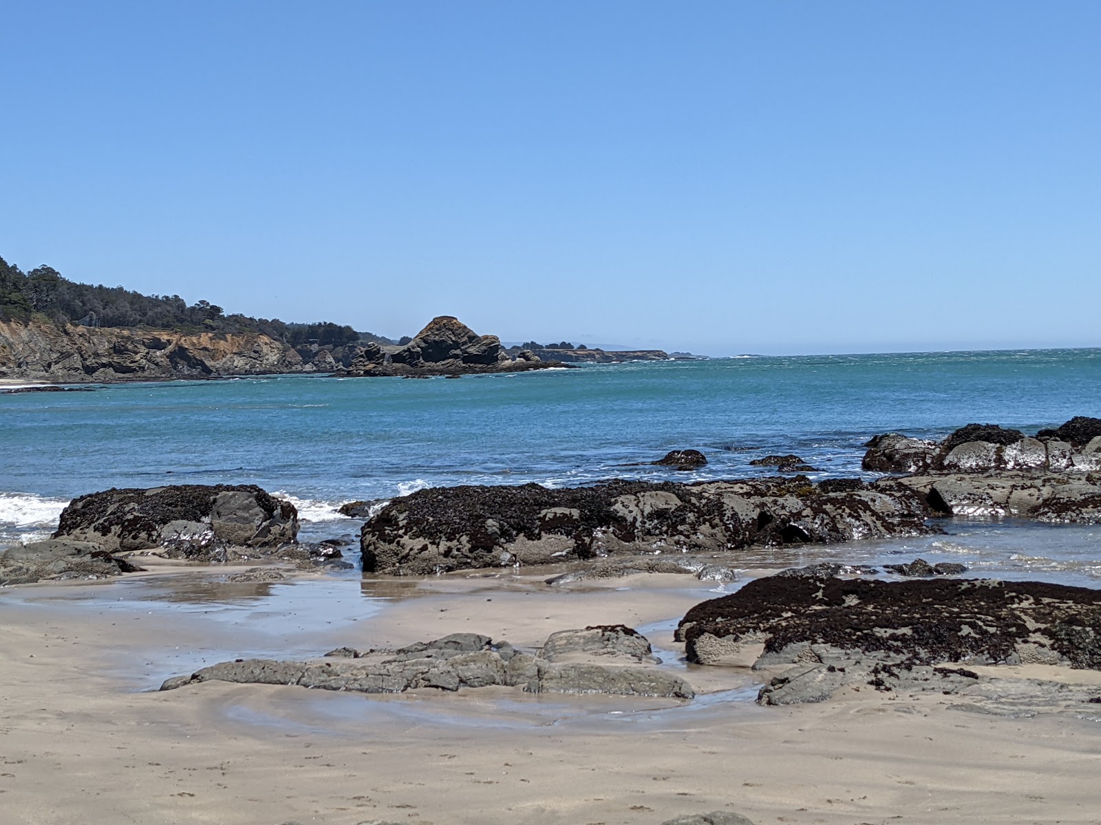 Fish Rock Beach 🏖️ Fish Rock, California, United States - detailed
